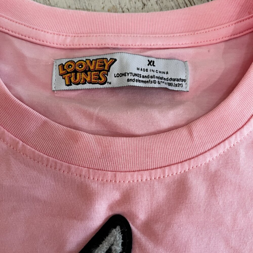 Looney Tunes Bugs Bunny Raised Hit XL Pink Rare Find Great Condition - Picture 8 of 9